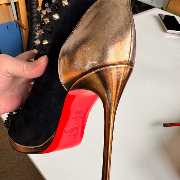 Christian Louboutin Spiked Ankle Boots Black/Gold Size 6.5 Red Sole New w/ Pouch - Picture 7 of 13